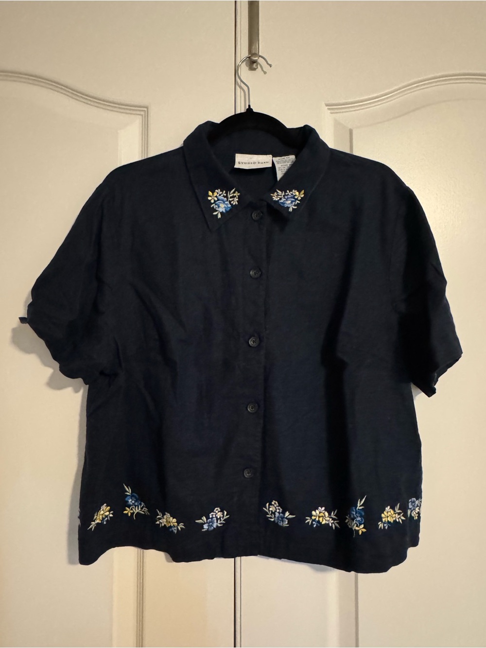 Vintage Embroidered Linen Boxy Button-Up Shirt